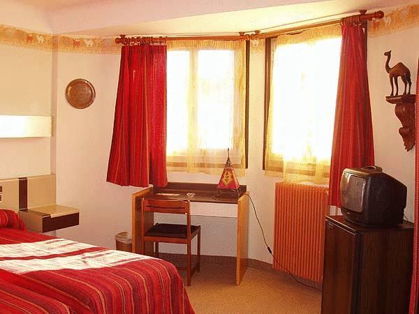 Hotel Mondial Perpignan Zewnętrze zdjęcie
